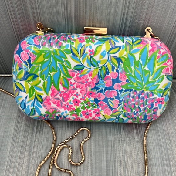 Lilly Pulitzer "A Cherry on Top" clutch with metal strap. - NWT - Picture 2 of 11